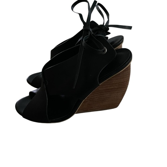 Rebecca Minkoff Black Heels Sleek Silhouette Women Size 7 - Picture 4 of 6